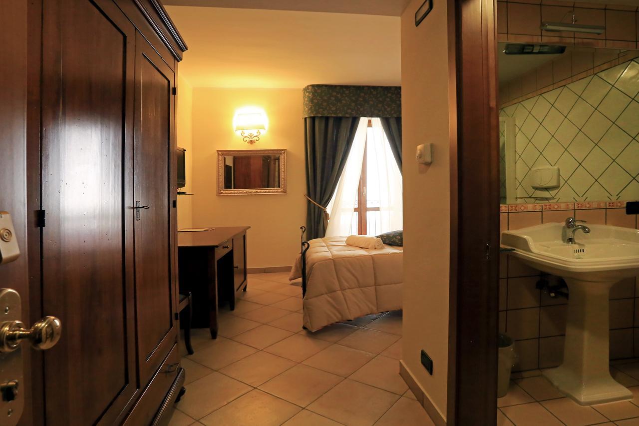 Hotel LʼAquila Esterno foto